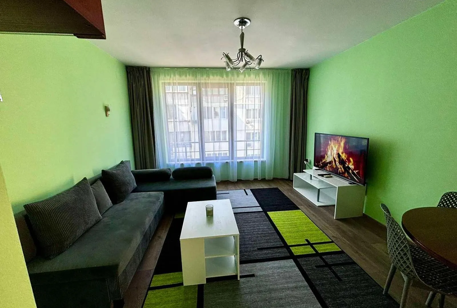 The Green Suite & Terrace Filibe 0*,