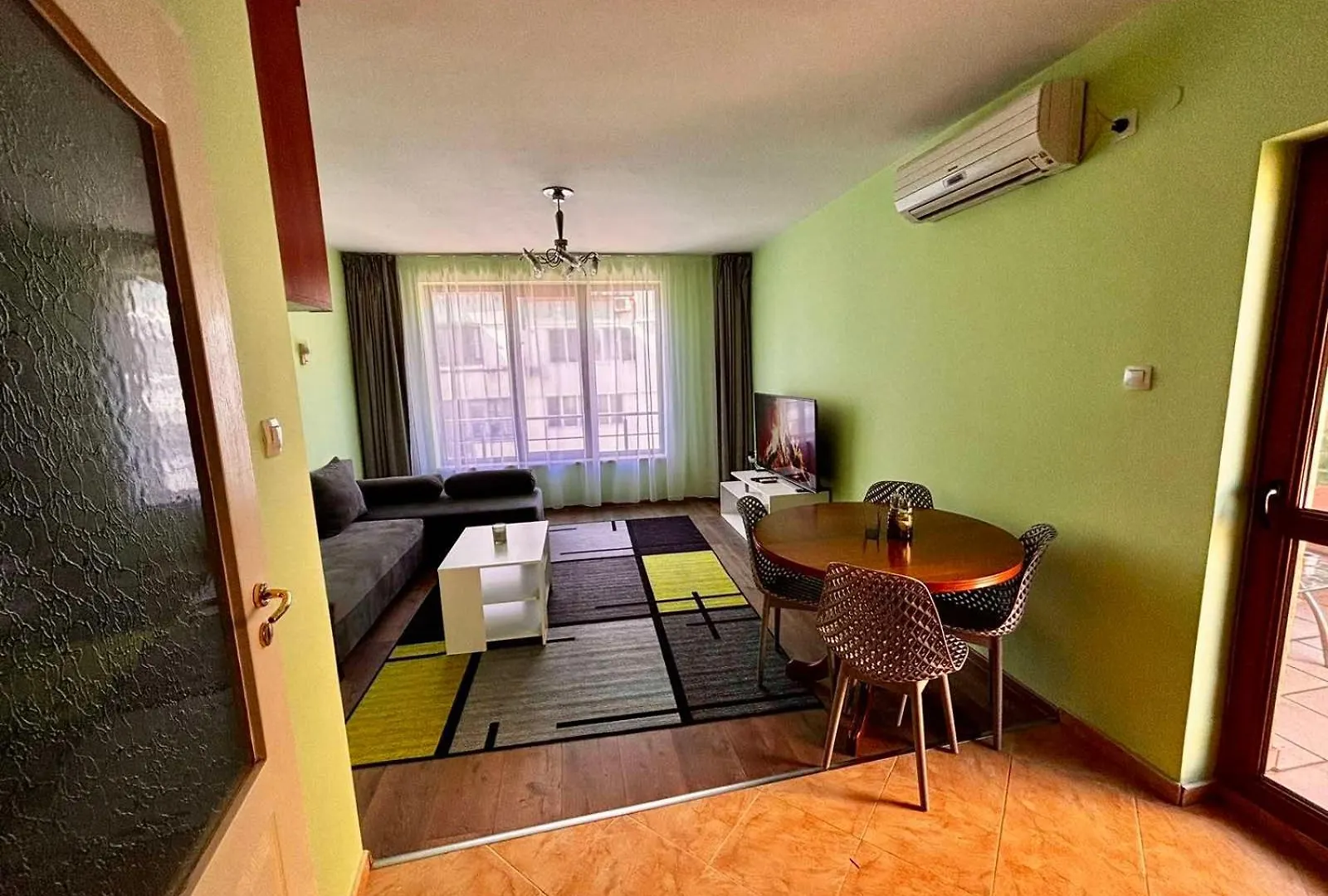 The Green Suite & Terrace Filibe